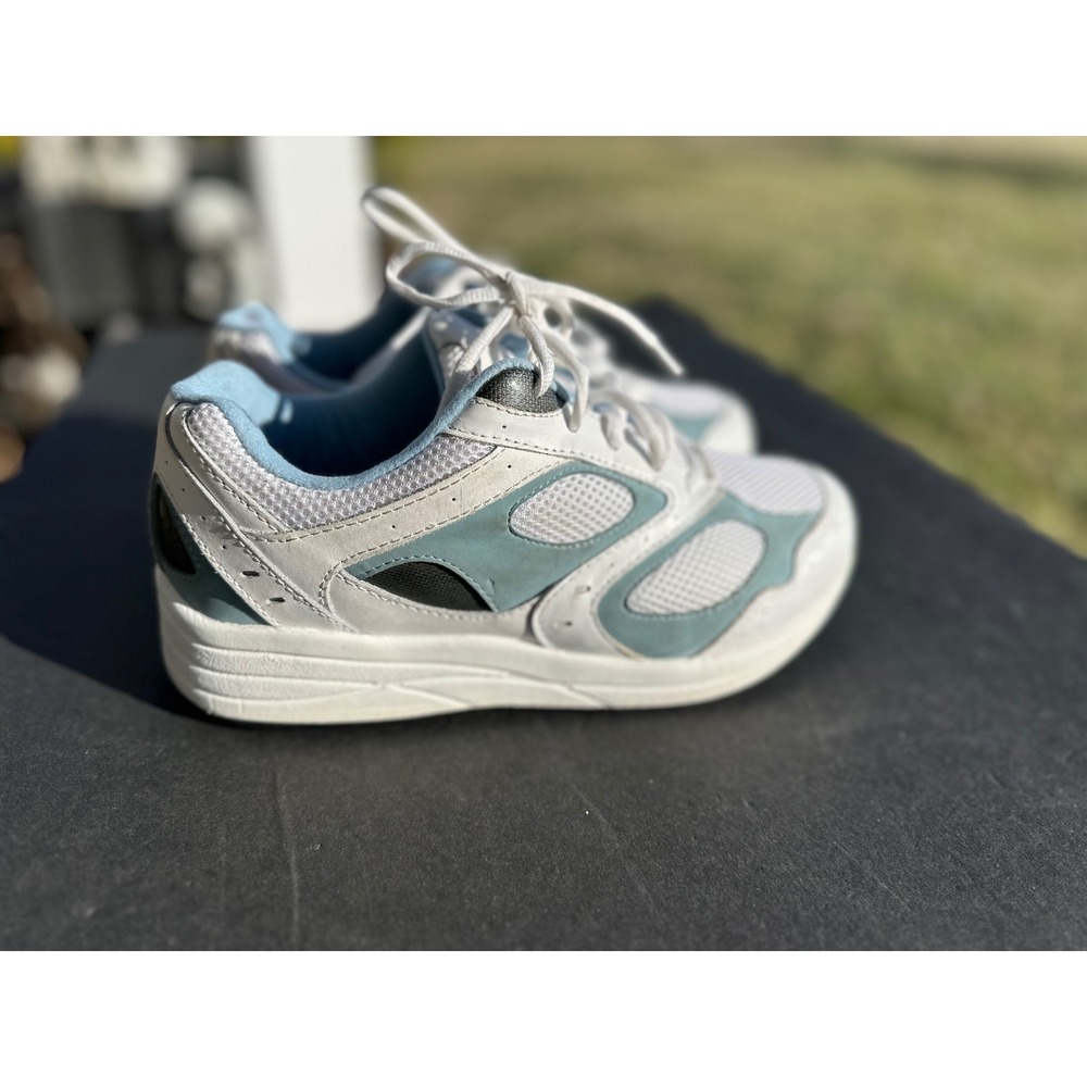 Drew Women's Walking Shoes White Blue Mesh Leather Athletic Sneakers size 8W